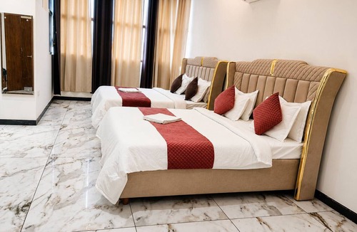 Zirakpur Hotel | Hotel Royals, Zirakpur