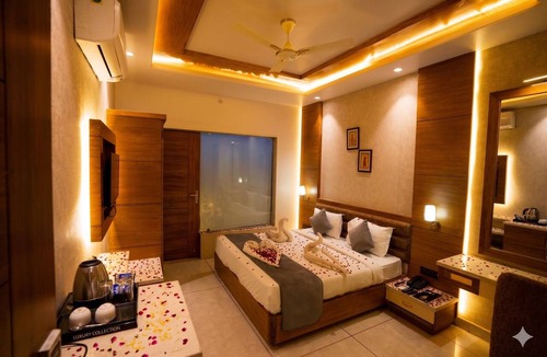 Pink City Hotel | Hotel RR 62 - Jaipur City Centre Hotel