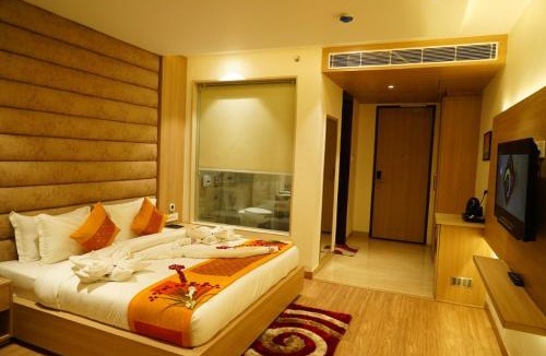 Amritsar Hotel | Hotel RRV with Free Parking