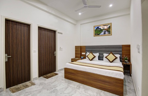 Paharganj Hotel | Hotel S B Inn Paharganj
