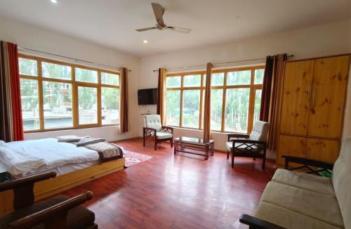 Leh Hotel | Hotel Sambhava Inn, Leh