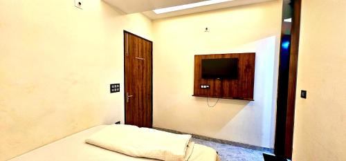 Khurja Hotel | Hotel Sangree