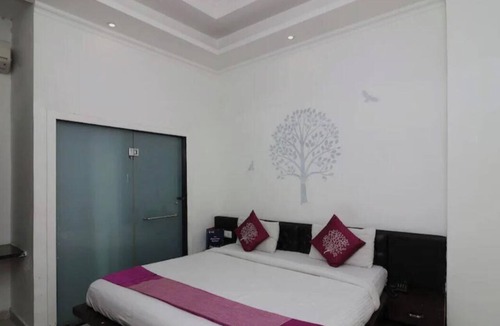 Vasundhara Hotel | Hotel Sara Crown Palace