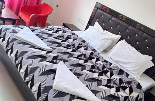 Sitapur Hotel | Hotel Sarthak Villa