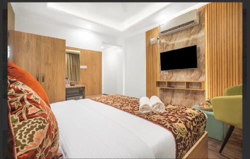 Rajbagh Hotel | Hotel Seven Hill Star