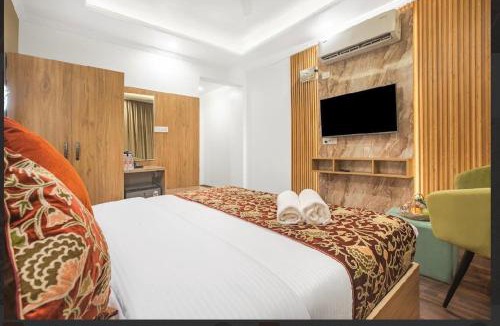 Rajbagh Hotel | Hotel Seven Hill Star