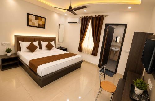 Sikar Hotel | Hotel Shekhawati Resort -Parking Restaurant Near Toran Dwar