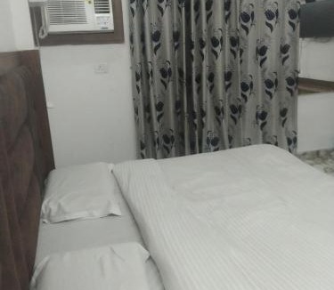 Katra Hotel | Hotel shiv sham