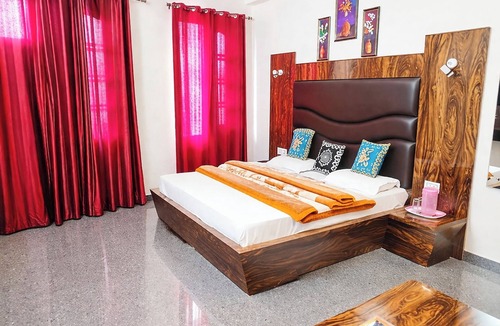 Banikhet Hotel | Hotel Shivam Dalhousie