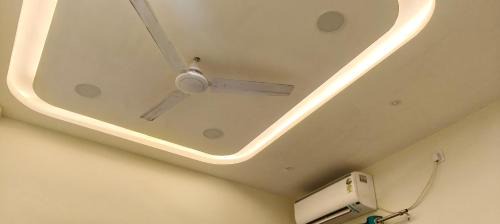 Omkareshwar Hotel | Hotel shivansh