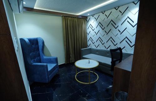 Ratlam Hotel | hotel shree palace