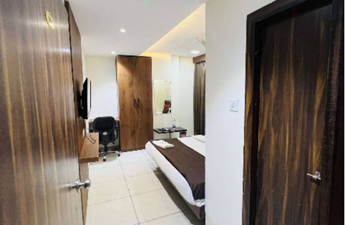 Ratlam Hotel | Hotel Shree Palace & Restaurant