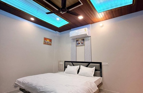 Sikar Hotel | Hotel Shree Sanwariya