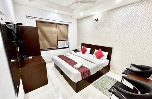 Karol Bagh Hotel | HOTEL SIAM INTERNATIONAL KAROL BAGH