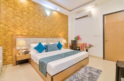 Aerocity Hotel | Hotel Sky Nest Plazza Near Delhi IGI Airport Near Aerocity
