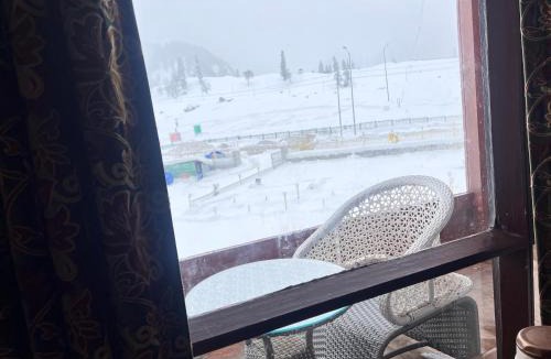 Gund Hotel | Hotel Sonamarg Glacier