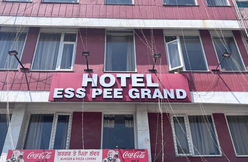 Phase 5 Hotel | Hotel SP Grand Sector 55 By OTABoostup