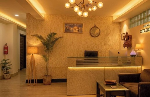 Phase 5 Hotel | Hotel SP Grand Sector 55 By OTABoostup