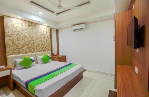 Banur Hotel | HOTEL SQAURE PHILIP