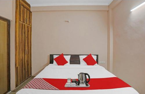 Noida Hotel | Hotel Stars Q-48 Near Noida Stadium & Noida Sec 15-16 Metro