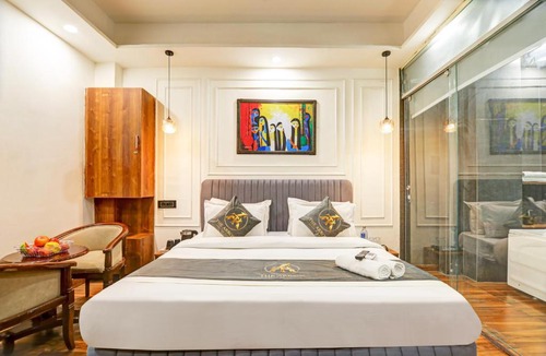 Delhi Hotel | Hotel The Arrow International Laxmi Nagar