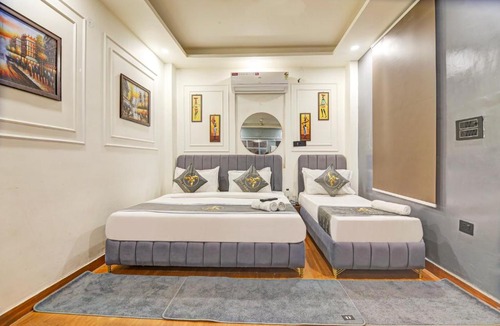 Delhi Hotel | Hotel The Arrow International Laxmi Nagar