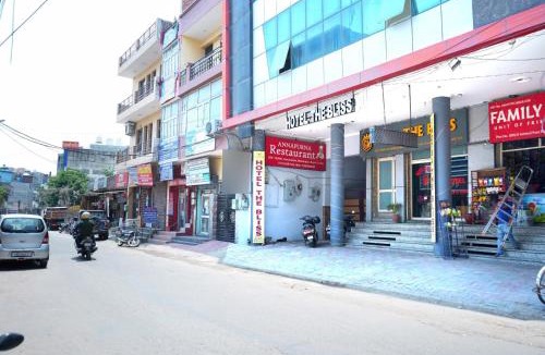 Manimajra Hotel | Hotel The Bliss Near Housing Board Chowk Mani Majra Chandigarh