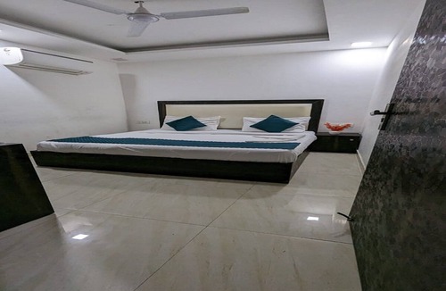 Greater Kailash I Hotel | Hotel The Green Arrow