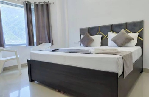 Bullawala Hotel | Hotel The Komfy Stayz Dehradun