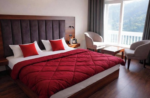 Mallital Hotel | Hotel The Oak & Lake view Near Mall Rd