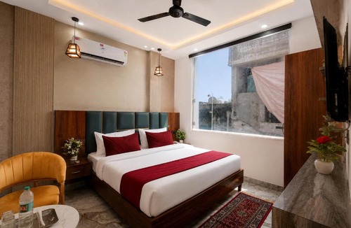 Chandigarh House | Hotel The RG Grand Inn Near Chandigarh Railway Station