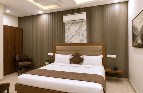 Chandigarh House | Hotel The RR Residency Sector 45