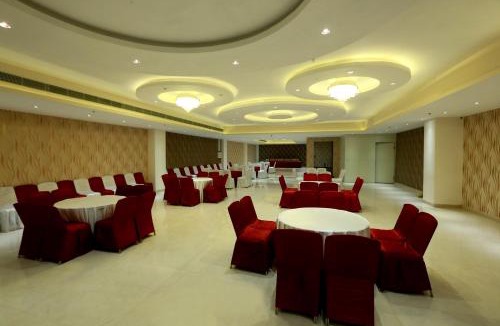 Zirakpur Hotel | Hotel The Spades
