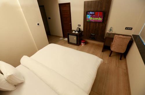 Zirakpur Hotel | Hotel The Spades