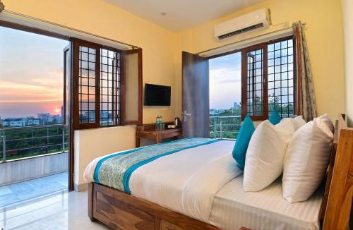Noida Hotel | Hotel The York