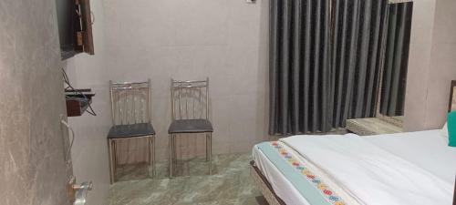 Daulatabad Hotel | Hotel Vishwa palace