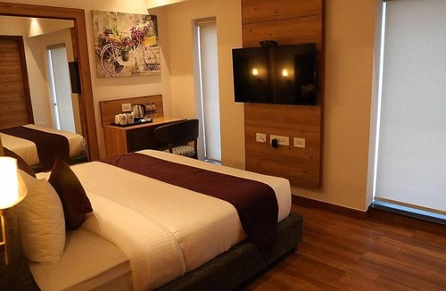 Mohali Hotel | Hotel Western Premium