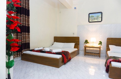Dhaka Hotel | Hotel White House International Residential - Family Room - Non AC
