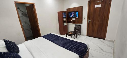 Zirakpur Hotel | Hotel White Rock