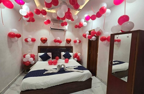 Zirakpur Hotel | Hotel White Rock