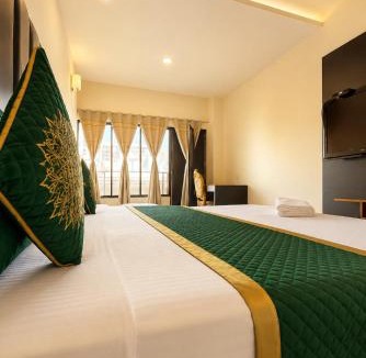 Zirakpur Hotel | Hotel Woodlark Heights Zirakpur Chandigarh ! Family Hotel ! Easy Airport Access ! Budget Friendly