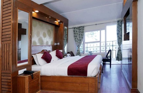 Shimla Hotel | HOTEL WOODPARK