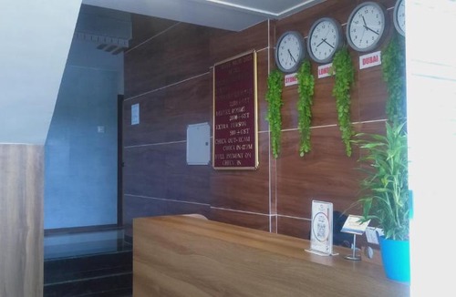 Kopar Khairane Hotel | Hotels In Ghansoli With Breakfast, Air Conditioner, Parking