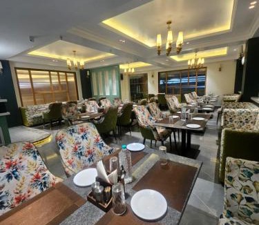 Pipra Dewas Hotel | Hotelyashraj