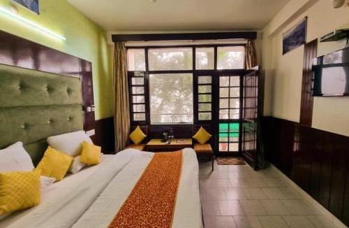 Dalhousie Hotel | Hoyel Ashiana Regency