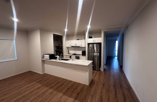 Rockbank House | https:/www.facebook.com/share/1DDaoeXKr5/?mibextid=wwXIfr