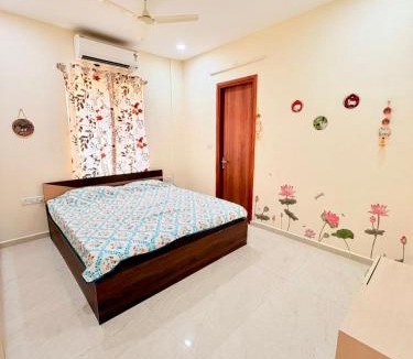 Serilingampally Apartment | Indie vibe stay 3bhk at Kondapur