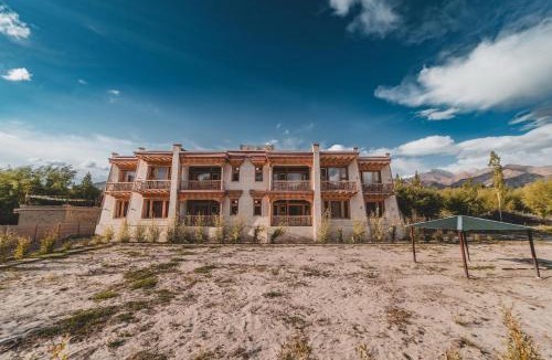 She Hotel | Indus County