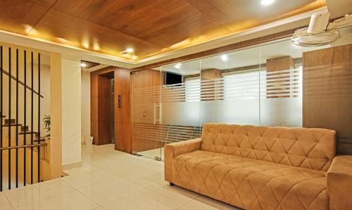 T Nagar Hotel | Itsy Hotels Deluxe Inn