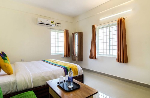 Tirupati Hotel | Itsy Hotels Riyas Grand